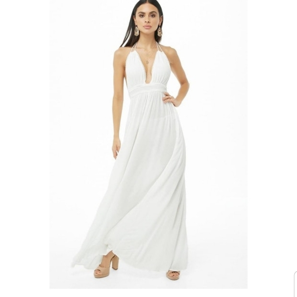 Forever 21 Tasseled Halter Crinkled Maxi D… - Picture 2 of 4